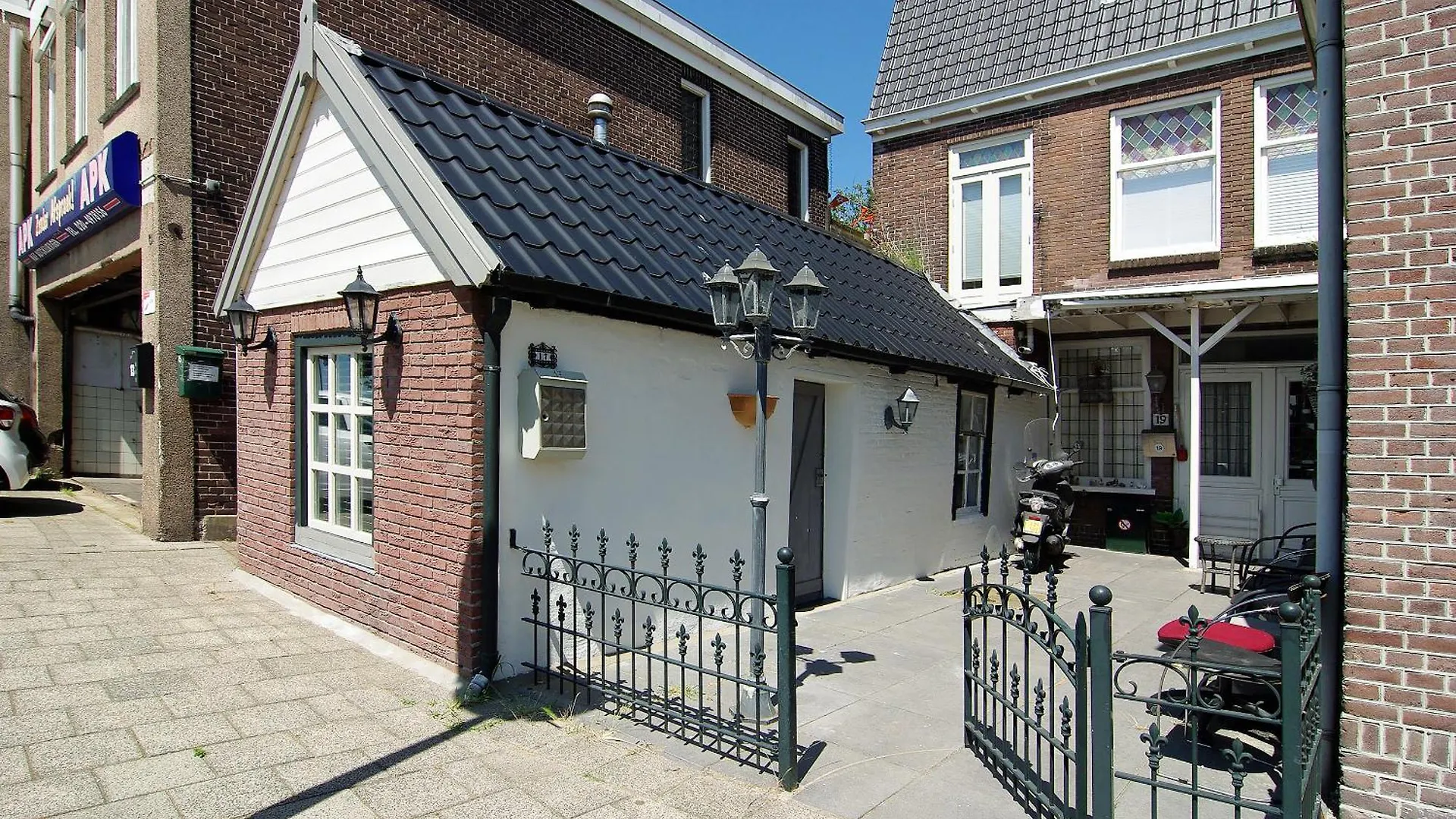 Apartment Group Stay, 7 Minutes Away From Amsterdam! Halfweg