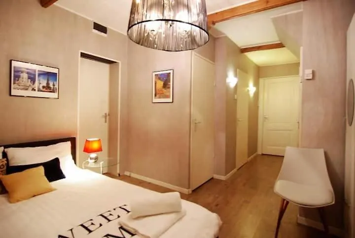 Apartment Group Stay, 7 Minutes Away From Amsterdam! Halfweg Netherlands