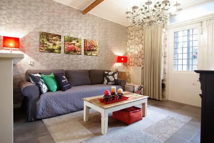Group Stay, 7 Minutes Away From Amsterdam! Halfweg 0*,  Netherlands
